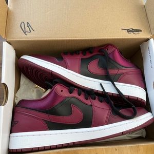 Nike Jordan Low Dark Beetroot BRAND NEW SIZE 10